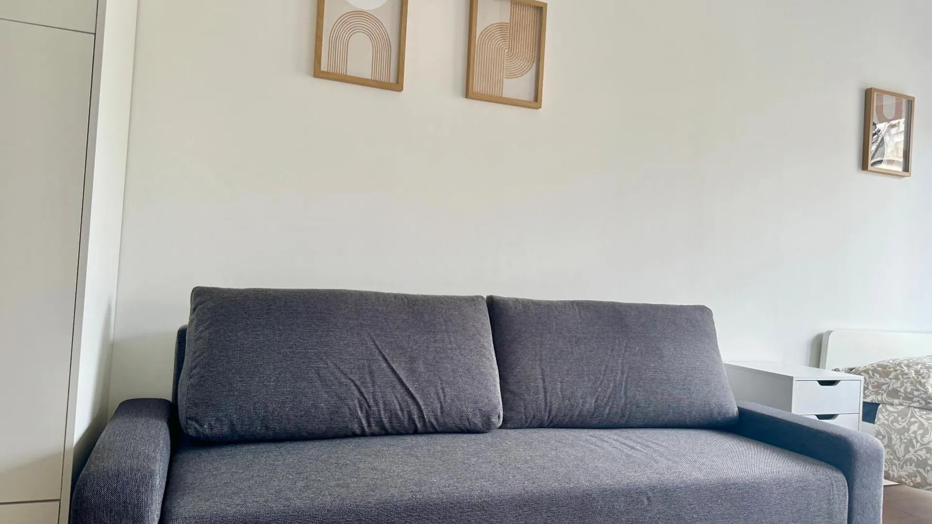 Modern Studio Apartment - Easy Access Vienna