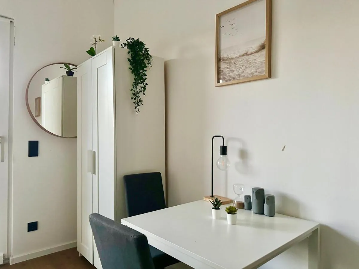 Modern Studio Apartment - Easy Access Vienna