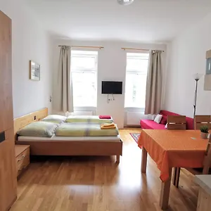 Appartement Hellwagstraße, Wenen