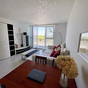  Apartment Schone Mit Dachterrasse